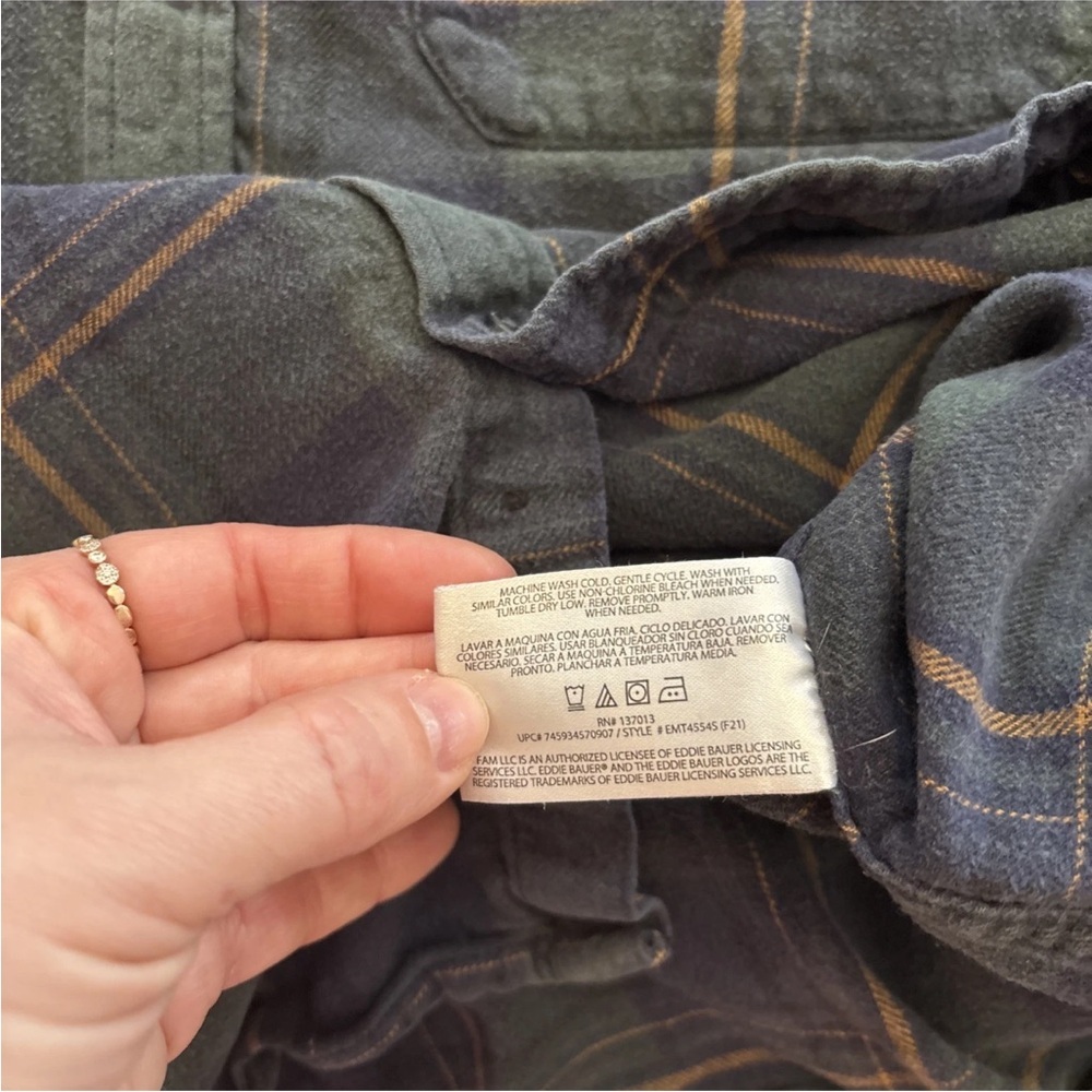 EDDIE BAUER Women Button Down Collar Blue Plaid Flannel Shirt Women's Size Small - Picture 10 of 15